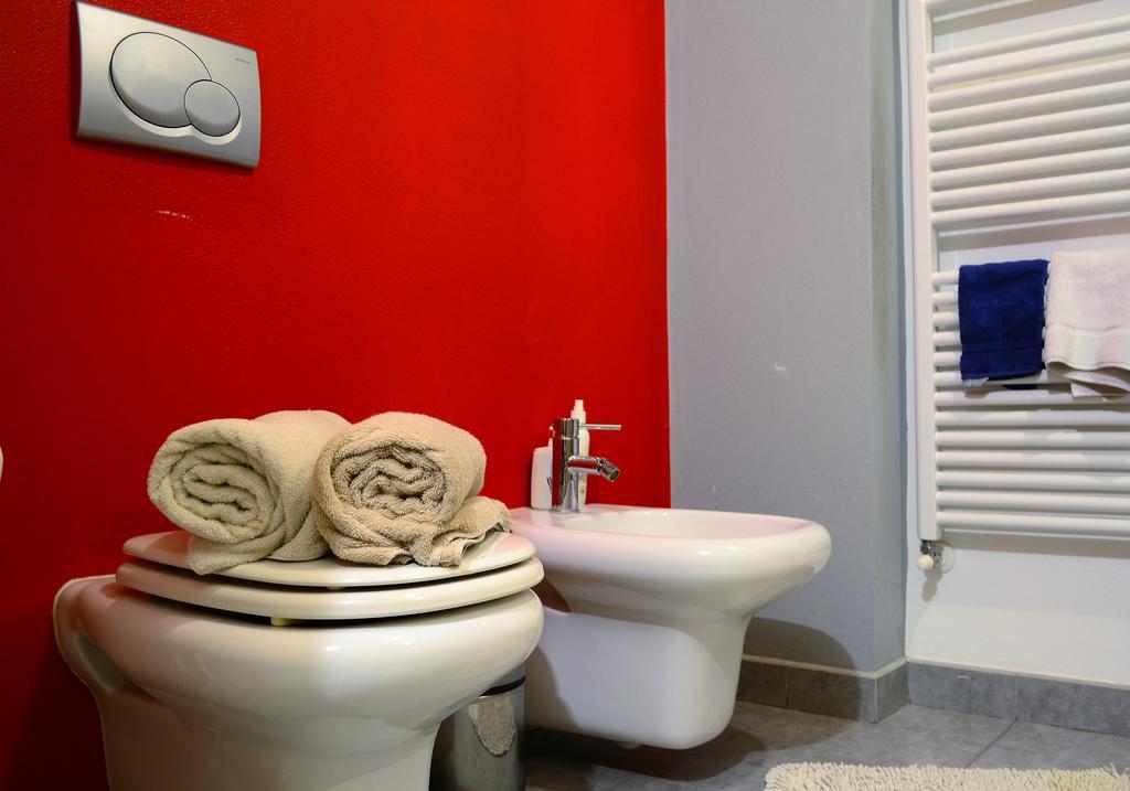 Tremezzina Appartamento Red & Grey Mezzegra Extérieur photo